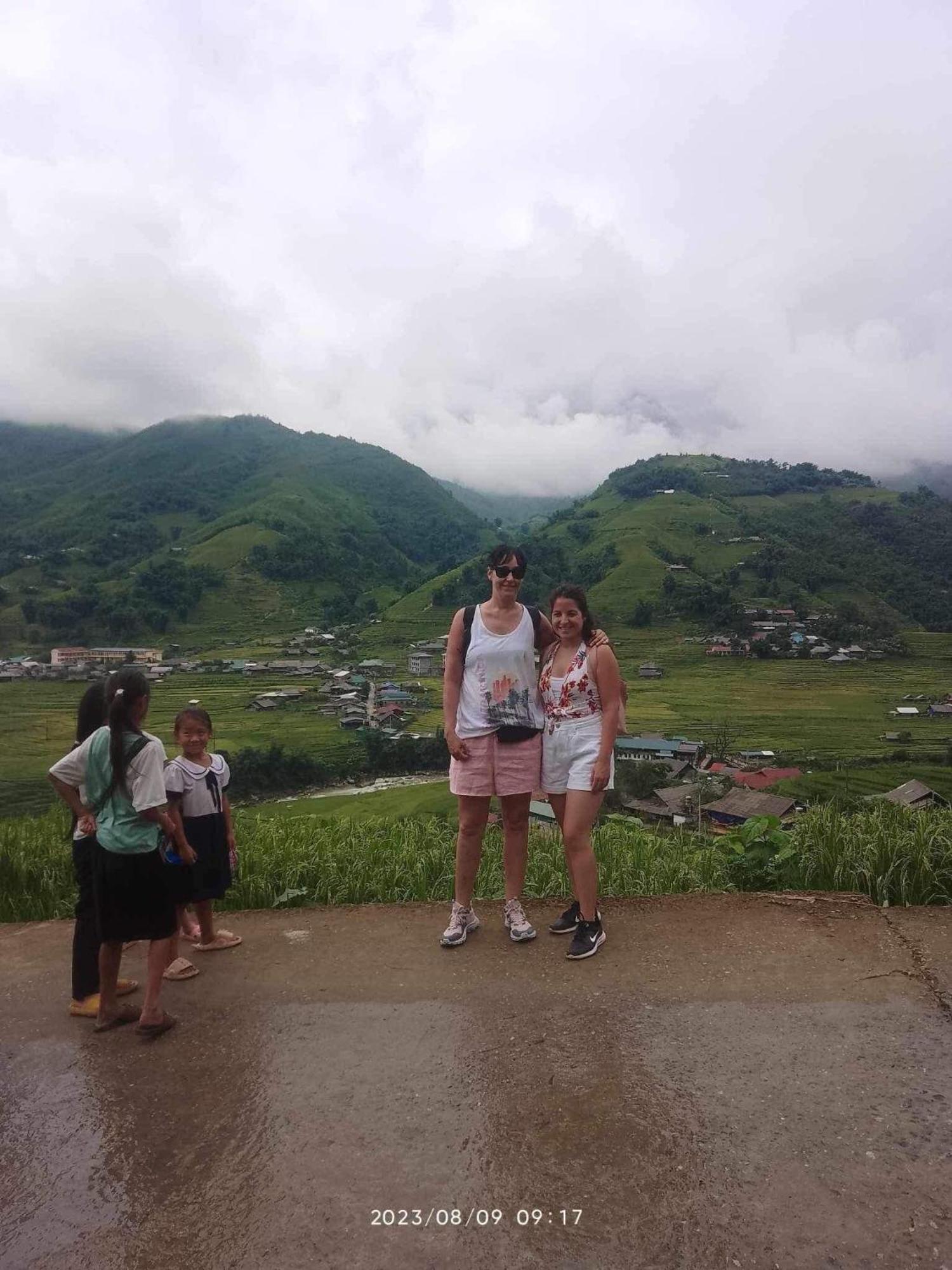Nini Homestay Sapa ภายนอก รูปภาพ